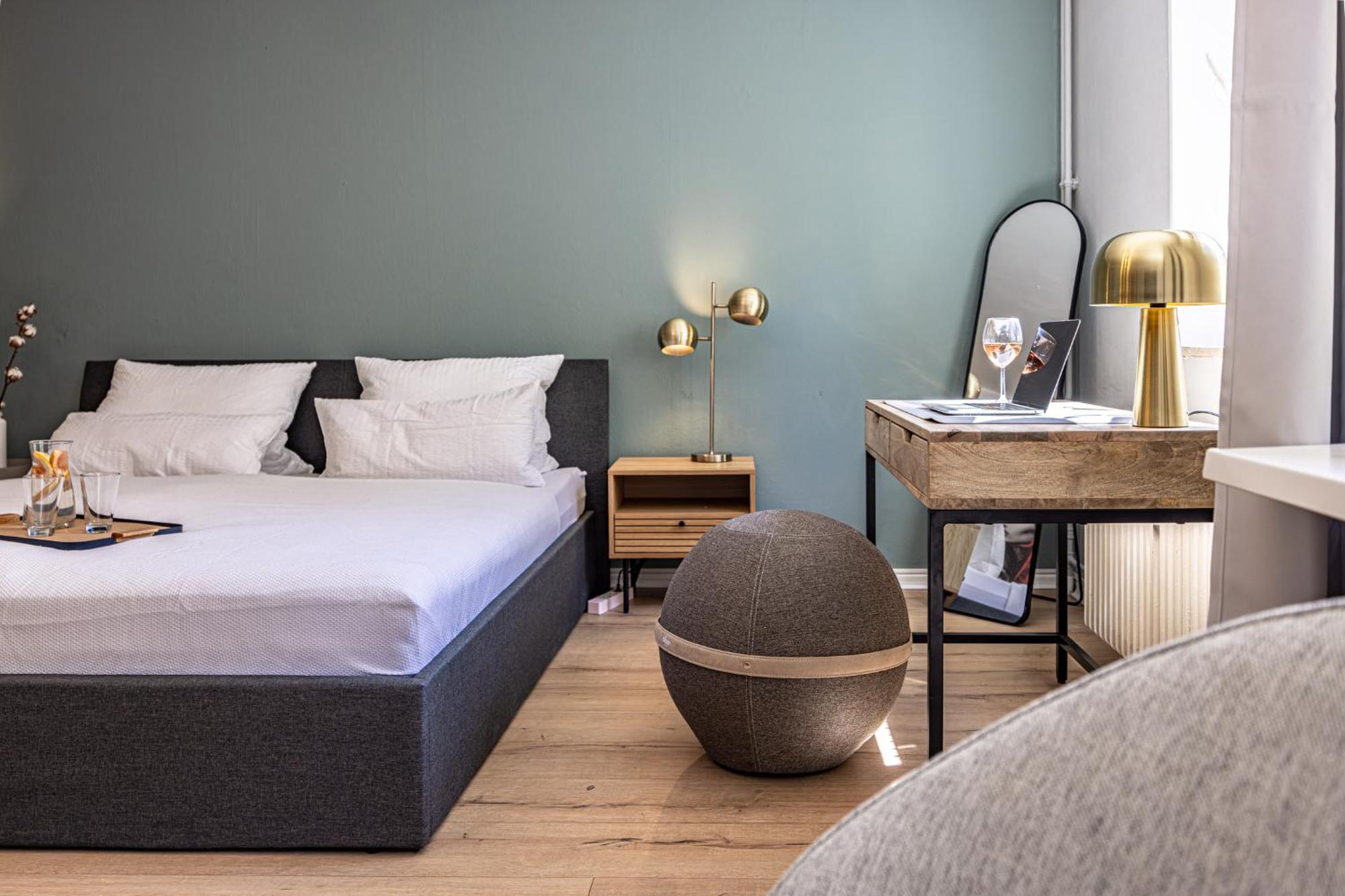 Have-A-Nice-Stay - Nahe Bahnhof Ahrensburg - 20 Minuten Nach Hamburg - Trotzdem Ruhig Gelegen - 6 Minuten Zu Fuss Ins Zentrum Ahrensburg - Modern Eingerichtet Екстериор снимка